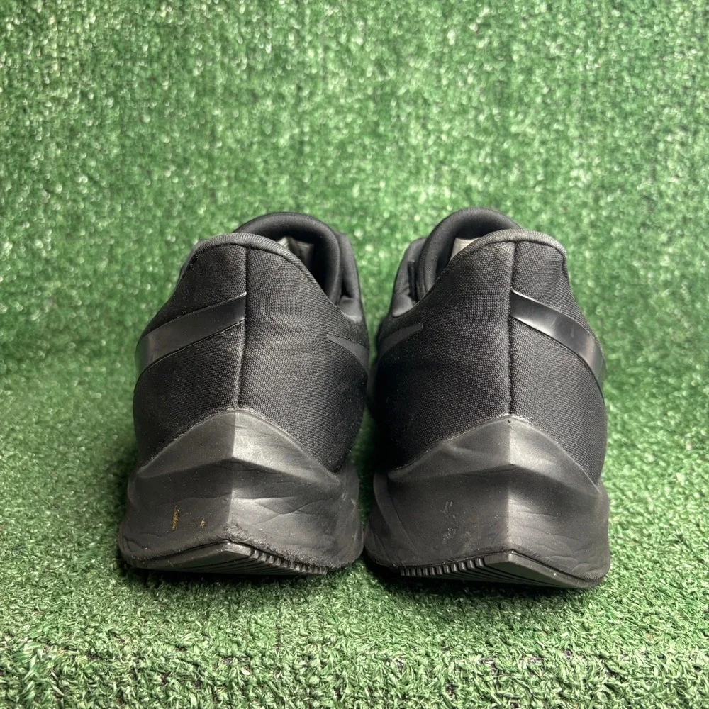 Nike Zoom Winflo 6 Triple Black Running Mesh Athletic Sneaker Black Mens Size 13